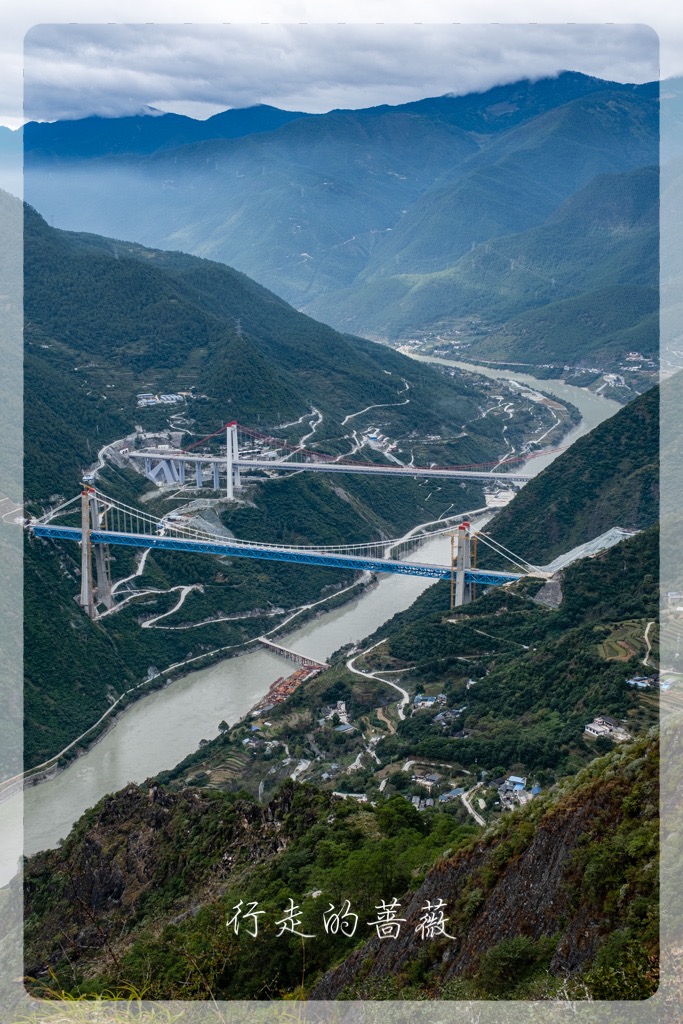 虎跳峡